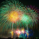 fireworks-180553_640